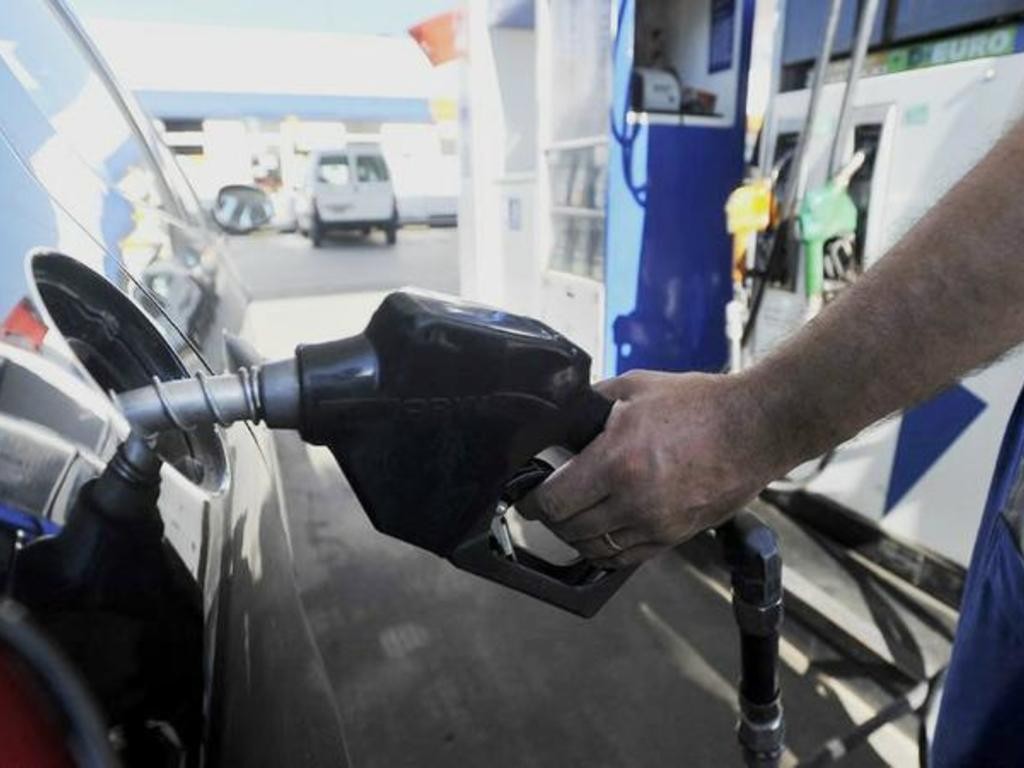 Nuevo golpe al bolsillo: desde el 1 de junio, aumentan los combustibles | Córdoba