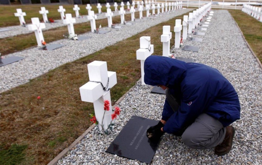 Malvinas: suman un nuevo nombre y ya son 113 los soldados identificados | Actualidad