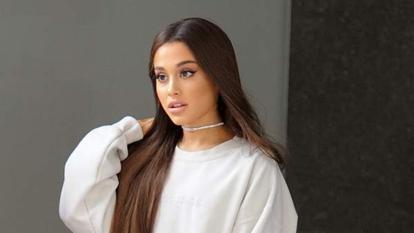 Ariana Grande, muy criticada en las redes sociales por bromear sobre una nena asesinada | Espectáculos