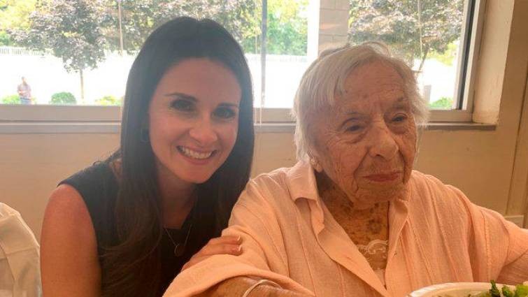El secreto de una mujer para llegar a los 107 años: "Nunca me casé" | Actualidad