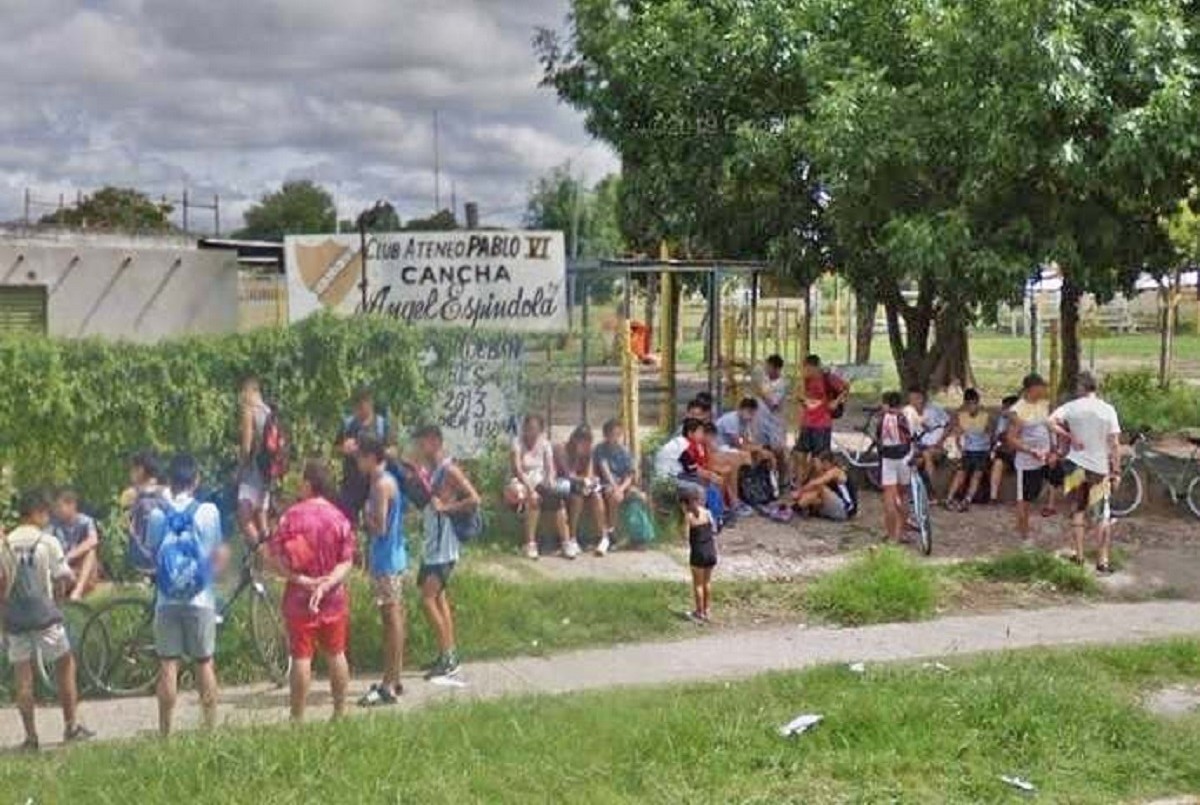Rosario: un nene de 8 años recibió un tiro en la cabeza mientras jugaba al fútbol | Actualidad