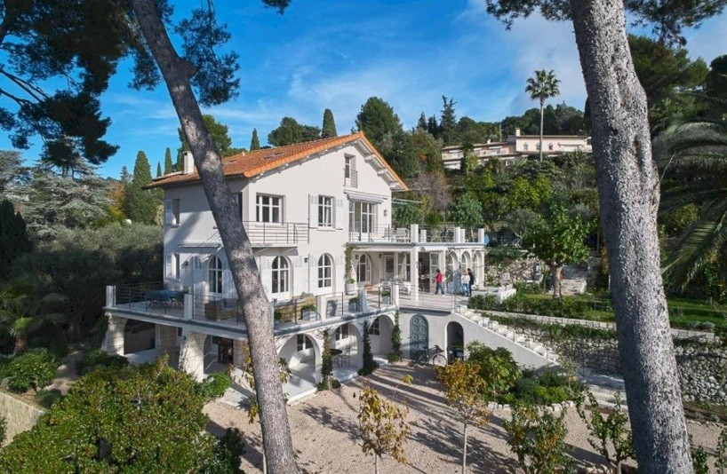 Pareja tenía sexo en un apart hotel y cayó del balcón | Curiosidades