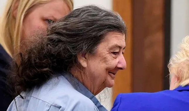 De presa a millonaria: la indemnizarán tras pasar 35 años encarcelada por un crimen que no cometió | Internacionales