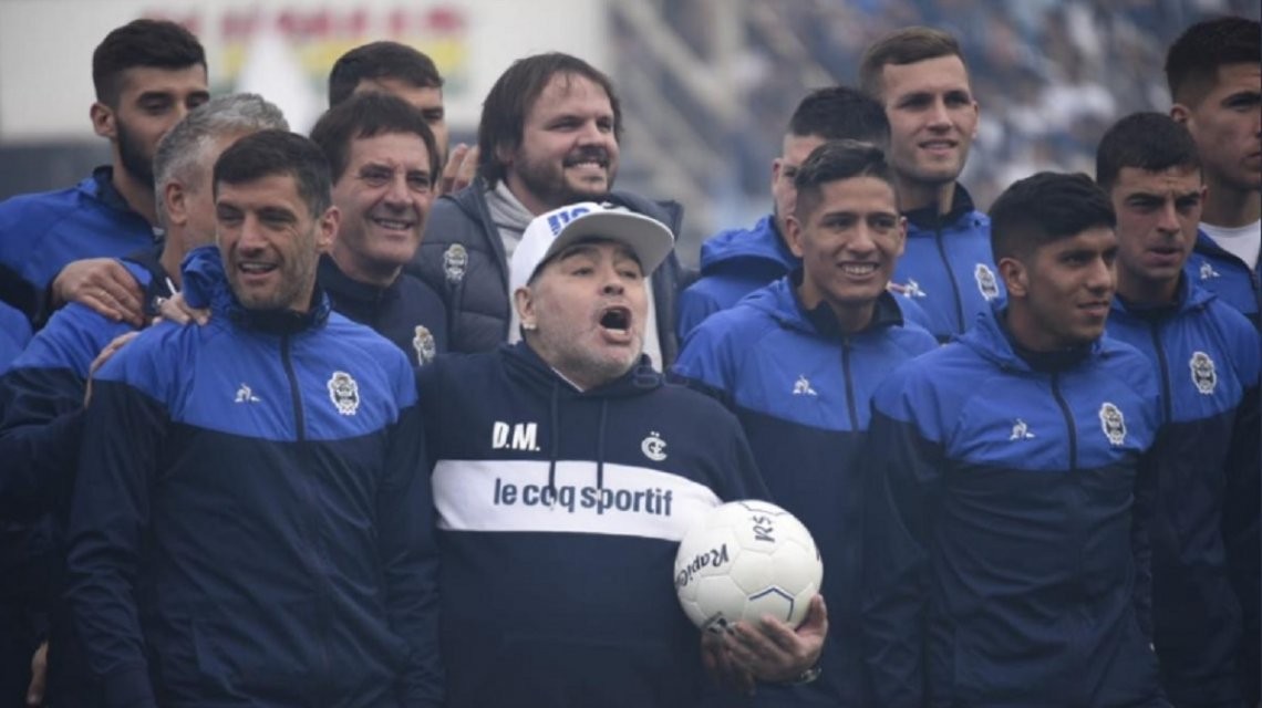 La emoción de Maradona al asumir como DT de Gimnasia | Deportes