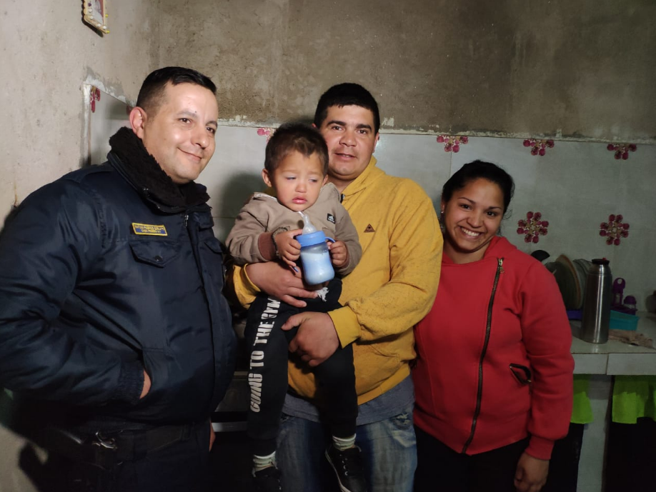 Un policía franco de servicio le salvó la vida a un niño de 2 años con maniobras de RCP | Córdoba