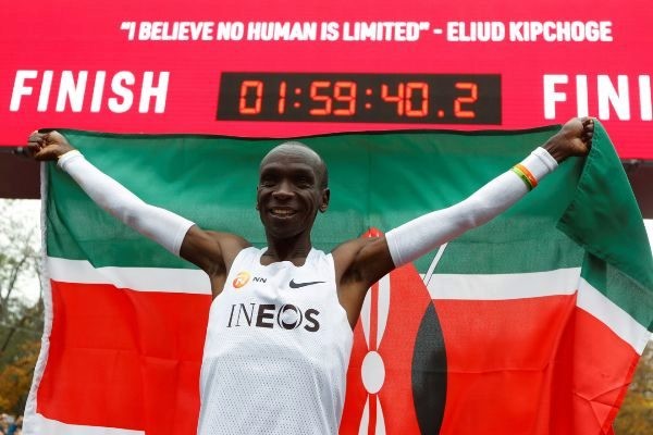 Hazaña: Eliud Kipchoge, el primer hombre en correr la maratón en menos de dos horas | Deportes