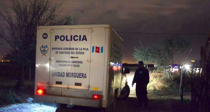 En un bebedero de animales hallaron muertos a una pareja y a su hijo | Actualidad