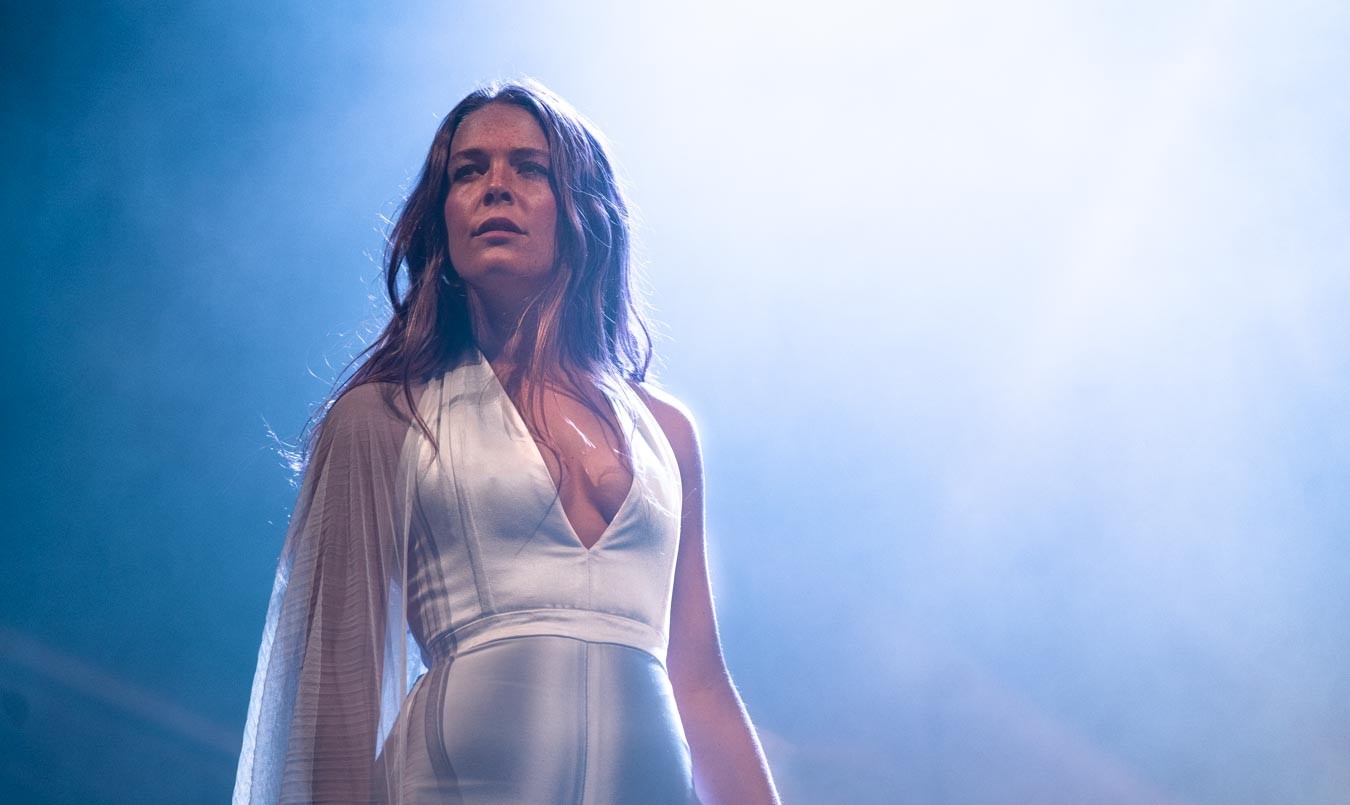 Cantante denunció que fue víctima de acoso en pleno recital | Espectáculos