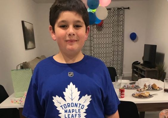 Sus invitados le fallaron en su cumple pero recibió mensajes de todos sus ídolos | Redes