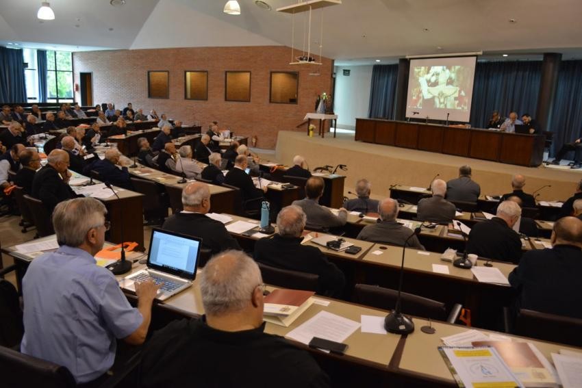 Tras renunciar a los fondos del Estado, la Iglesia busca donaciones exprés | Actualidad
