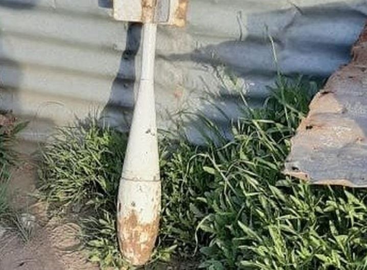 Hallan una bomba aérea "de vieja data" en el patio de una casa | Actualidad