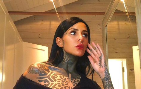 Para Cande Tinelli ya estalló el verano: foto en tanga y topless por "error" | Espectáculos