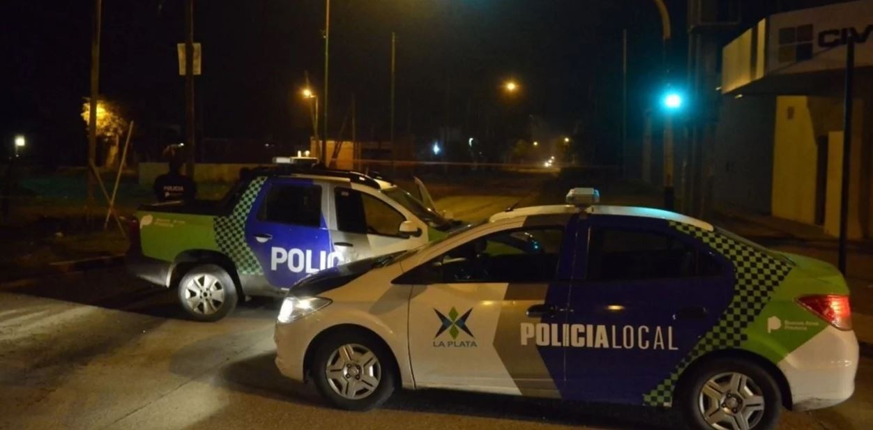 Una familia apareció muerta en una casa de La Plata | Actualidad