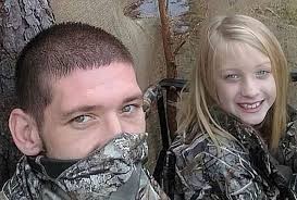 Padre e hija fueron asesinados mientras cazaban: los confundieron con ciervos | Internacionales