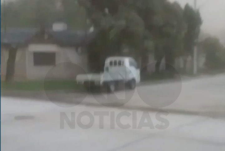 VIDEO: el viento arrastró a un utilitario en General Levalle | Córdoba