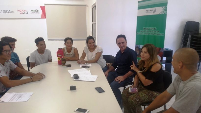 Jóvenes recicladores de plásticos conforman una cooperativa para generar empleo en Misiones | Actualidad