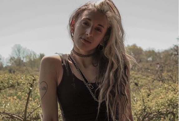 Buscan a una joven de 25 años desde el lunes: apagó su celular y su familia no sabe nada | Actualidad