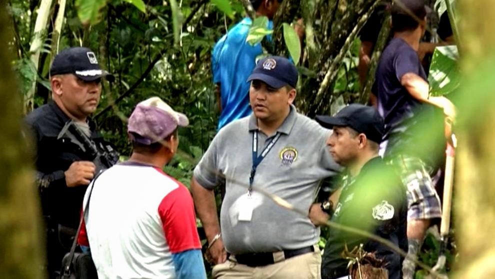 Una secta torturó y mató a una mujer embarazada y sus cinco hijos | Internacionales