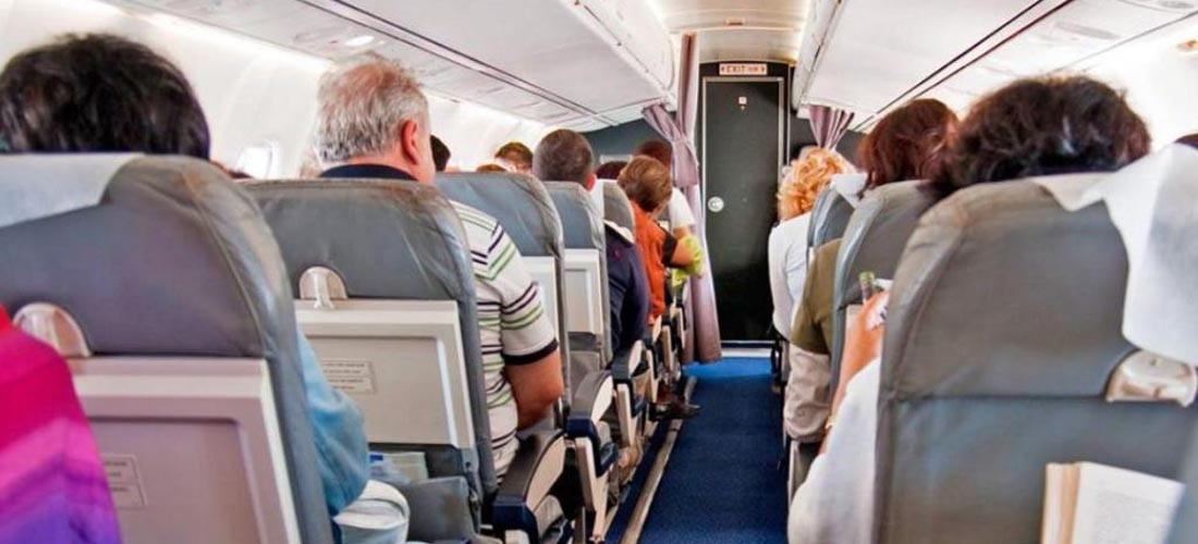 Investigan a un hombre que se masturbó en un vuelo a Neuquén | Actualidad