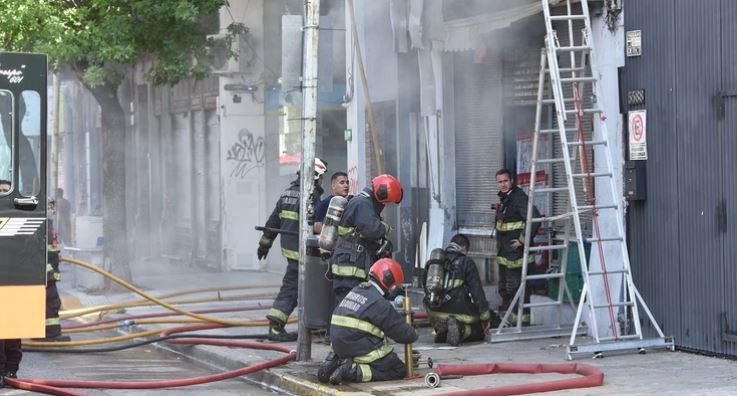 Incendio en un supermercado chino: una mujer murió atrapada | Actualidad
