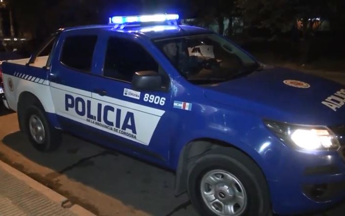 Inseguridad en Córdoba: balearon a un policía para robarle la moto | Córdoba