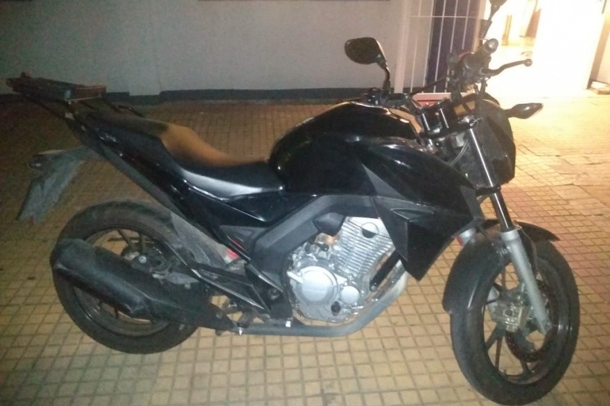 Insólito: le mordió la mano a un policía para evitar un operativo de tránsito | Actualidad