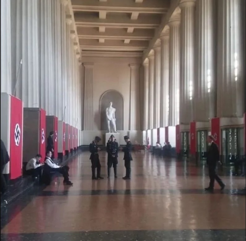 La Facultad de Derecho de la UBA se lleno de banderas nazis: ¿Por qué? | Actualidad