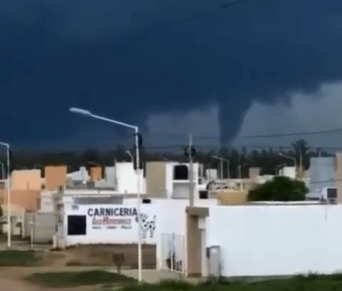 VIDEO: tornado afectó a un poblado rural cerca de Las Varillas | Córdoba