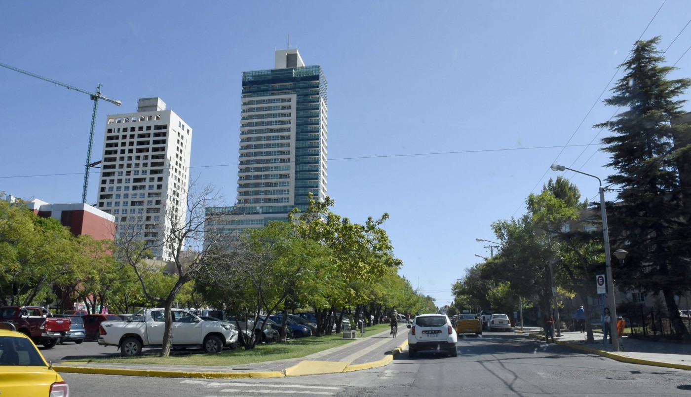 Neuquén: se inauguró el Hotel Hilton, la torre más alta de la patagonia | Actualidad