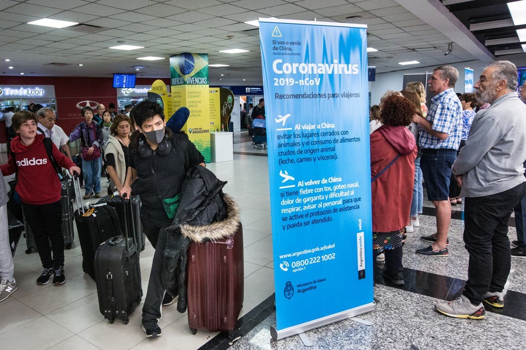 Coronavirus: se activó el protocolo en Ezeiza con un joven de 18 años | Actualidad