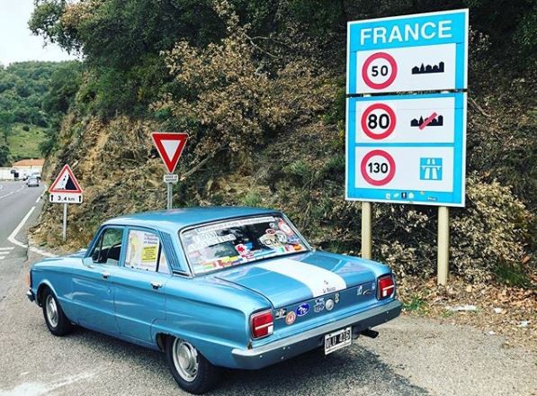 Compraron un Falcon del 81 y ya recorrieron 14 países a bordo del clásico argentino | Curiosidades