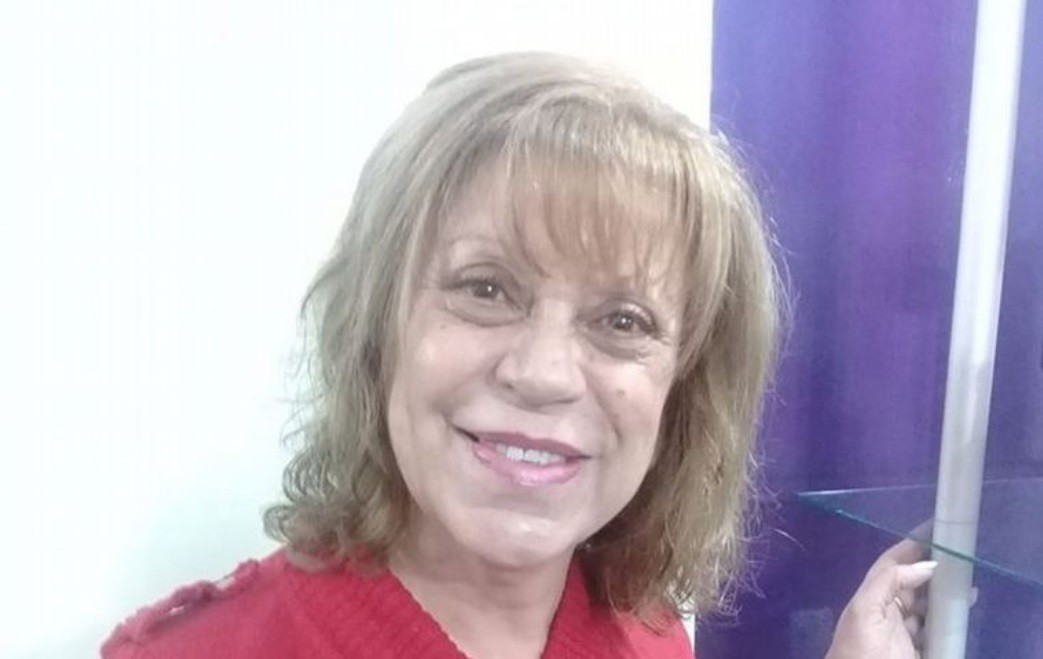 Asesinaron a puñaladas a una docente en su casa y quemaron la vivienda | Actualidad