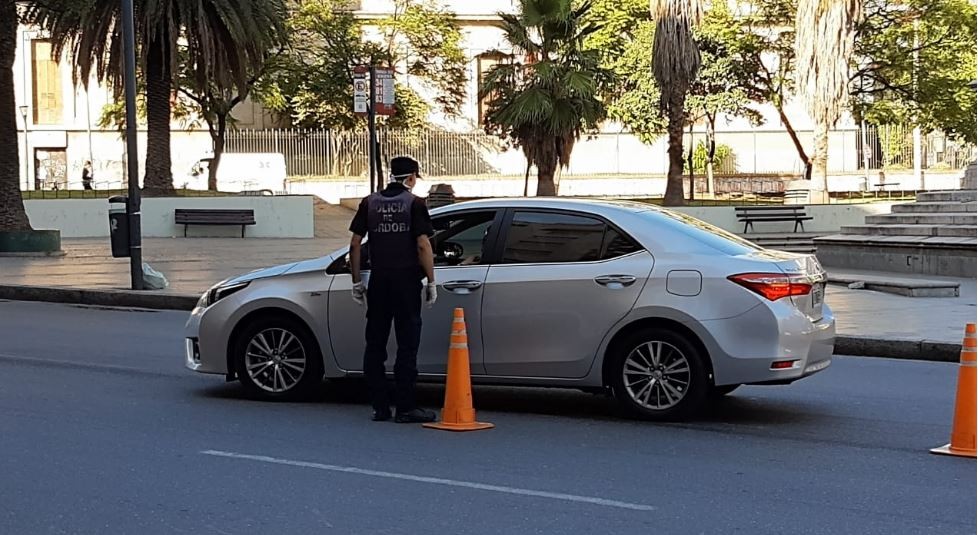 Primer día de cuarentena con cinco detenidos por violar la prohibición de circular | Córdoba