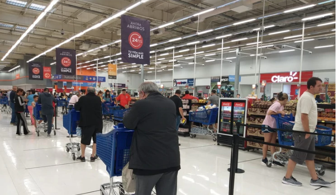 Desde este domingo supermercados y almacenes deberán cerrar a las 20 horas | Actualidad