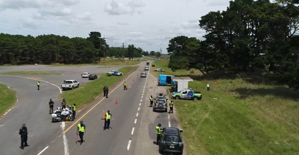 Aislamiento obligatorio: empiezan los controles en las rutas por Semana Santa | Actualidad