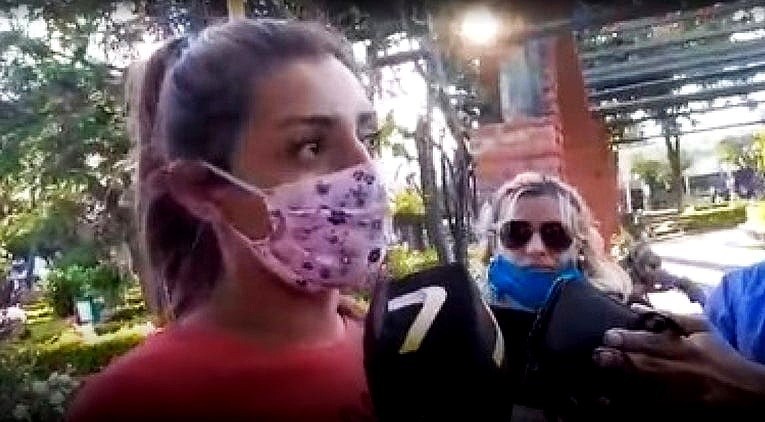 Chica trans denunció que una mujer policía la violó con la cachiporra: "Tengo miedo de salir a la calle" | Actualidad