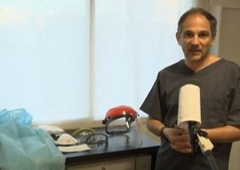 Odontólogos exceptuados: los pacientes deben usar botas, antiparras, cofias y camisolín | Actualidad