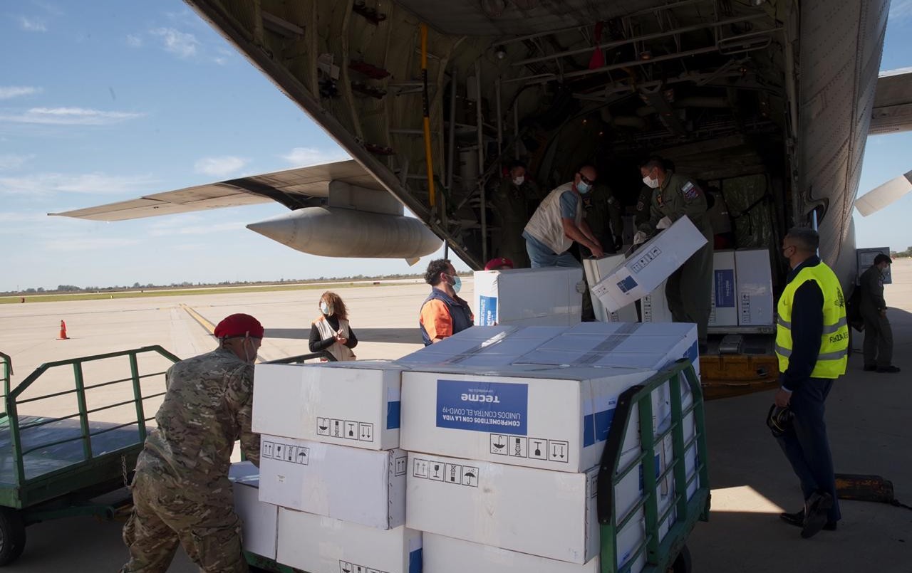 Llegaron a Córdoba insumos sanitarios y respiradores | Córdoba