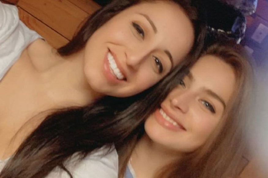 Dos chicas que se estaban por casar fueron halladas muertas en un auto | Internacionales