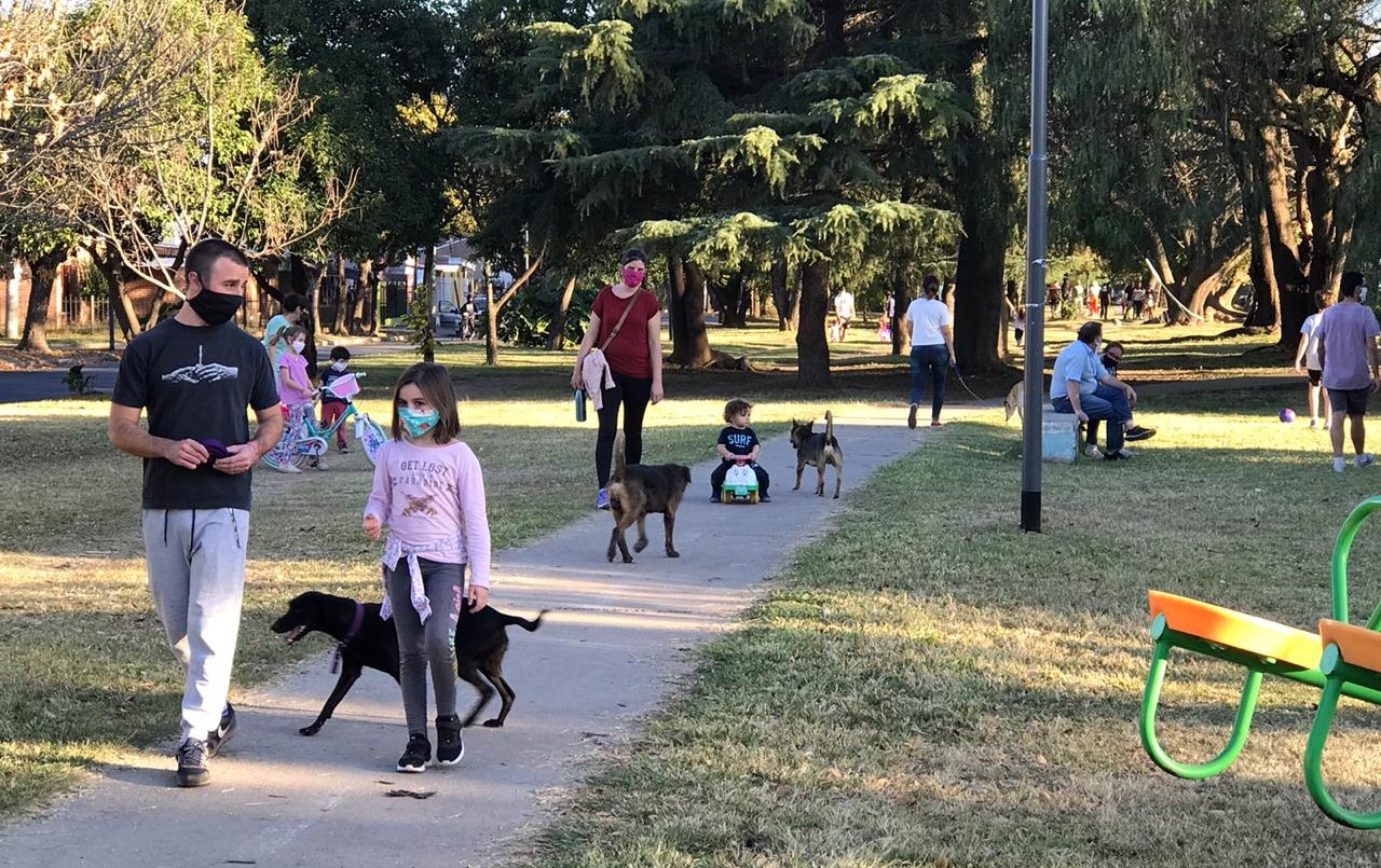 VIDEOS: el movimiento en los barrios en la segunda jornada de esparcimiento | Córdoba