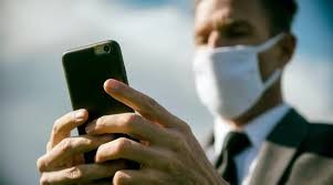 Un estudio indica el riesgo de celular como "caballo de Troya" para el coronavirus | Actualidad