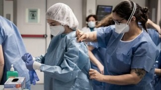 Crean un programa de protección para médicos que combaten al coronavirus | Actualidad