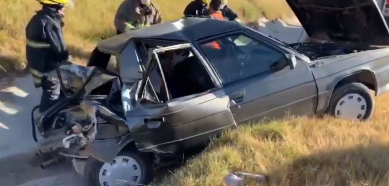 Un hombre murió al chocar un camión contra un auto en la autopista Córdoba-Carlos Paz | Córdoba