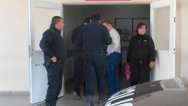 Murió un bebé de 8 meses al caer en un pozo con fuego | Actualidad