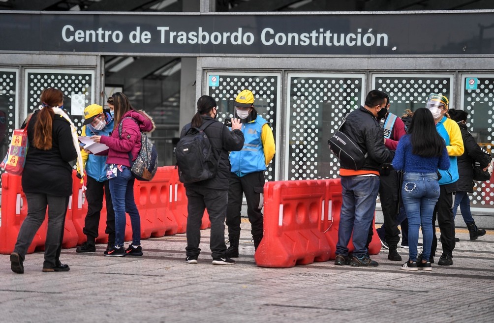 Víctimas de violencia de género pueden usar el transporte público sin permisos | Actualidad