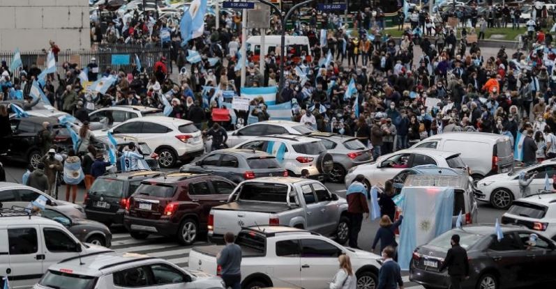 Banderazos en el Obelisco y en distintos puntos del país contra el Gobierno | Actualidad