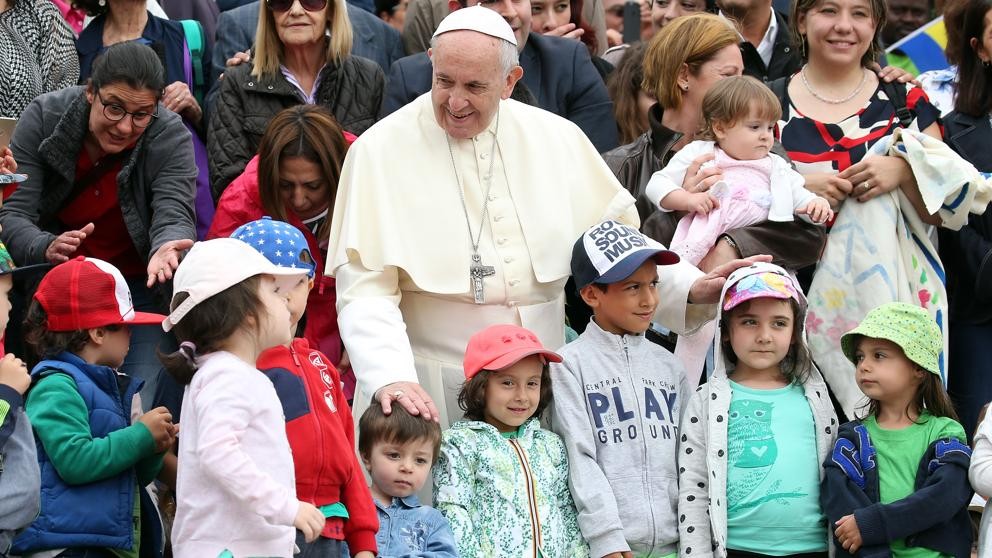 Papa Francisco: "Para divertirse hace falta estar juntos, con los amigos" | Internacionales