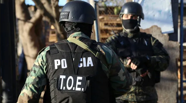 Detienen a alto ex jefe policial con dinero de un casino clandestino en Santa Fe | Actualidad