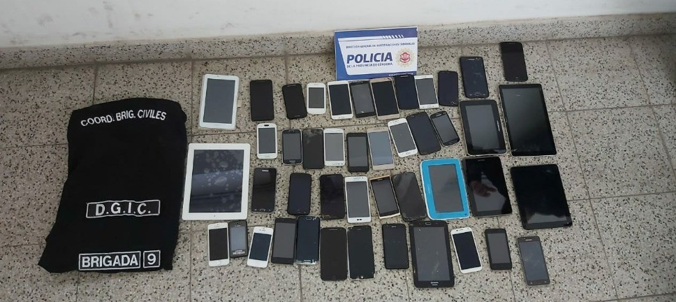 Recuperan cuatro autos, 12 motos y un cuadriciclo robados: hay dos detenidos | Córdoba