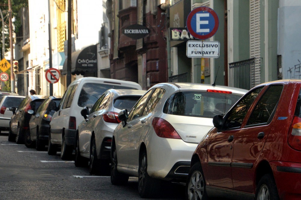 Desde este sábado vuelven las multas por mal estacionamiento | Córdoba